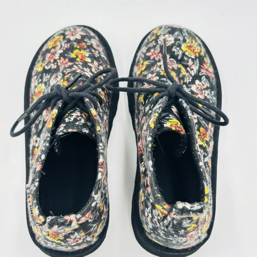 BEARPAW Skye Youth Black Floral Chukka Booties Soft Canvas Size 13 Girls